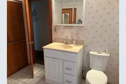1803 Plum Street, Steubenville, OH 43952 - Photo 16