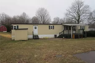 183 1626 E 51st St, Ashtabula, OH 44004 - Photo 4