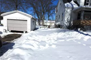 171 Washington Ave, Ravenna, OH 44266 - Photo 2