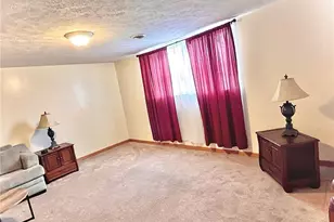 512 Pine Valley Dr, Steubenville, OH 43952 - Photo 10