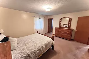 512 Pine Valley Dr, Steubenville, OH 43952 - Photo 14