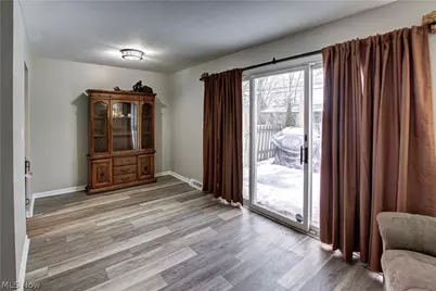 9559 Driftwood Drive, Olmsted Falls, OH 44138 - Photo 10