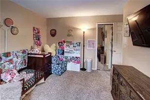 9559 Driftwood Dr, Olmsted Falls, OH 44138 - Photo 20