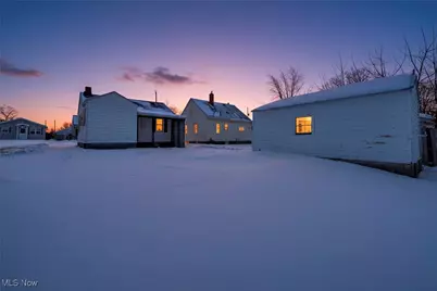 896 Indian Trail, Akron, OH 44314 - Photo 38