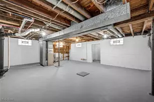 896 Indian Trail, Akron, OH 44314 - Photo 28