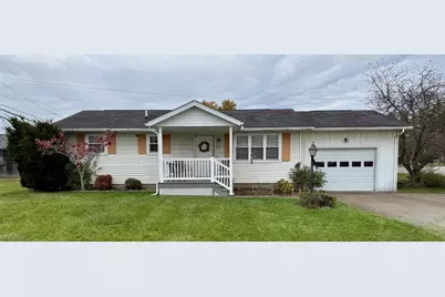 1078 Pfeifer Drive, Zanesville, OH 43701 - Photo 1