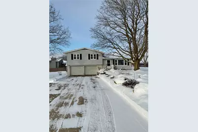 104 Wayne Avenue, Creston, OH 44217 - Photo 1