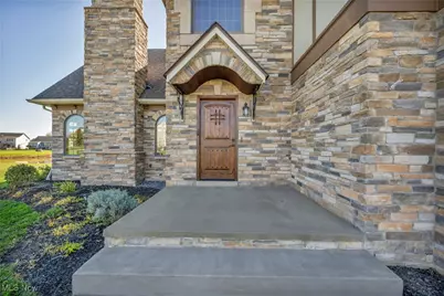 808 Buckingham Drive, LaGrange, OH 44050 - Photo 10