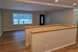 1075 NE River Rd, Lake Milton, OH 44429 - Photo 6