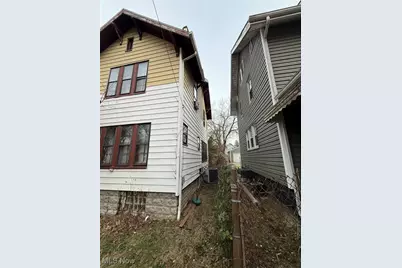 445 Noah Avenue, Akron, OH 44320 - Photo 16