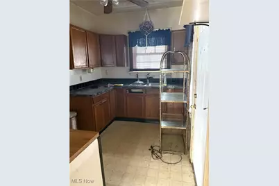 445 Noah Avenue, Akron, OH 44320 - Photo 4