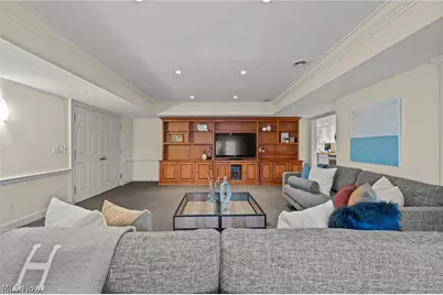 31900 Pinetree Road, Pepper Pike, OH 44124 - Photo 32