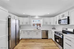 2030 Brookshire Rd, Akron, OH 44313 - Photo 18