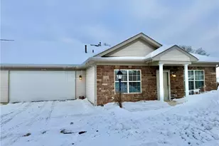 3095 Whitewood St NW, North Canton, OH 44720 - Photo 2