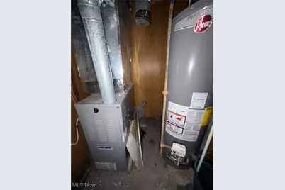 16901 Ridgeton Drive, Loveland, OH 44128 - Photo 14