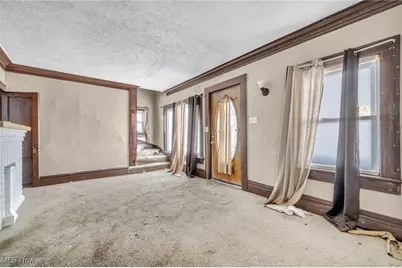 978 Delia Avenue, Akron, OH 44320 - Photo 8