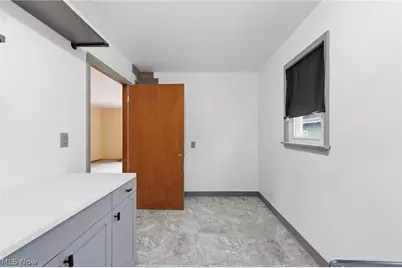 34857 Roberts Road, Eastlake, OH 44095 - Photo 18