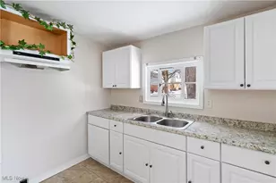 1824 Root Ave NE, Canton, OH 44705 - Photo 14