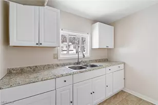 1824 Root Ave NE, Canton, OH 44705 - Photo 12