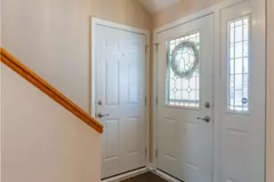 1617 NE Southpointe Circle NE, Canton, OH 44714 - Photo 6