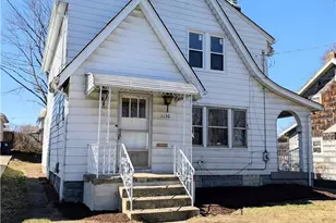 1156 Clifton Ave, Akron, OH 44310 - Photo 2