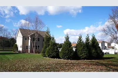 1405 Hidden Lake Boulevard, Akron, OH 44312 - Photo 22