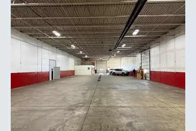 1787 Highland Road #Left, Twinsburg, OH 44087 - Photo 2