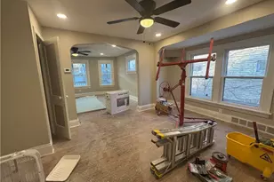 1015 E 131st St, East Cleveland, OH 44108 - Photo 10