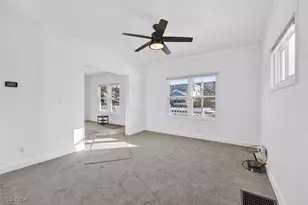 888 Beardsley St, Akron, OH 44311 - Photo 16