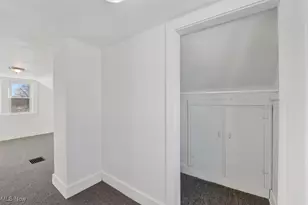 888 Beardsley St, Akron, OH 44311 - Photo 36