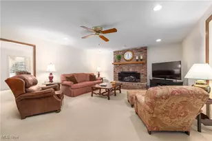 6860 Cliffside Dr, Vermilion, OH 44089 - Photo 16