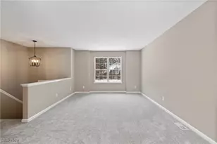 410 Columbine Ave, Akron, OH 44312 - Photo 6