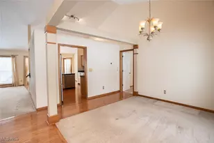 652 Marsh Way, Brunswick, OH 44212 - Photo 4