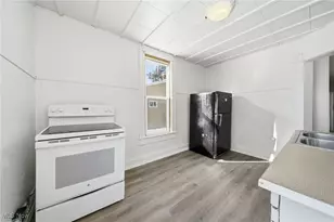 604 E Buchtel Ave, Akron, OH 44304 - Photo 30