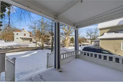 604 E Buchtel Avenue, Akron, OH 44304 - Photo 4