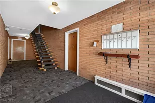 5721 SOM Center Road, Solon, OH 44139 - Photo 40