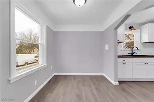 953 Whitby Rd, Cleveland Heights, OH 44112 - Photo 8