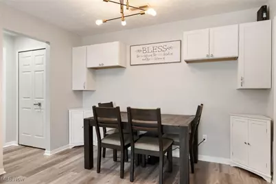 868 Tollis Parkway #A-L, Grandview Heights, OH 44147 - Photo 10