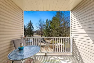 868 Tollis Pkwy, Grandview Heights, OH 44147 - Photo 18