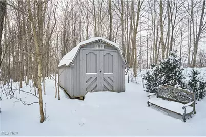 820 Lawrence Drive, Wadsworth, OH 44281 - Photo 32