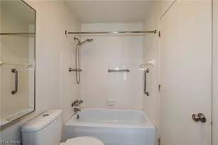 7972 Colonial Dr, Mentor, OH 44060 - Photo 16