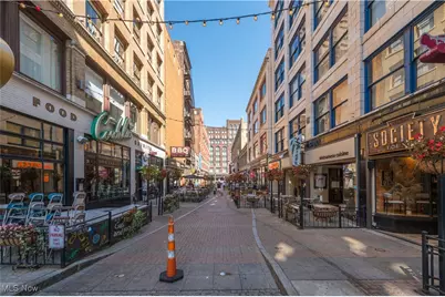 2077 E 4th Street #4E, Loveland, OH 44115 - Photo 32