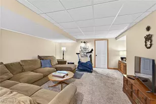 104 Bentwood Dr, Chardon, OH 44024 - Photo 38