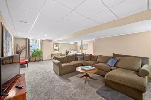 104 Bentwood Dr, Chardon, OH 44024 - Photo 40