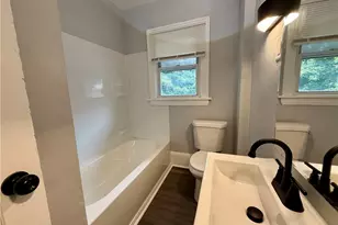 810 Thayer St, Akron, OH 44310 - Photo 6