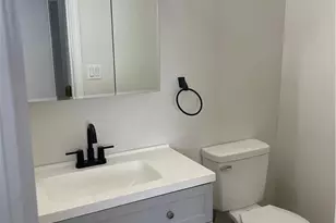 88 N Carpenter Rd, Brunswick, OH 44212 - Photo 8