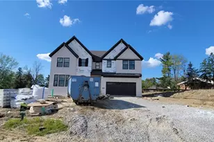 7824 Harley Hills Dr, North Royalton, OH 44133 - Photo 2