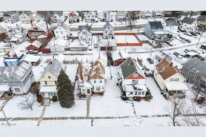 1629 E 47th Street, Ashtabula, OH 44004 - Photo 8