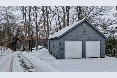 5796 St Rt 250, Beach City, OH 44608 - Photo 32