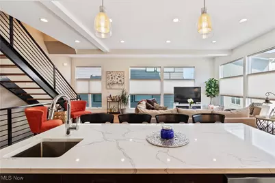 706 University Court, Loveland, OH 44113 - Photo 4